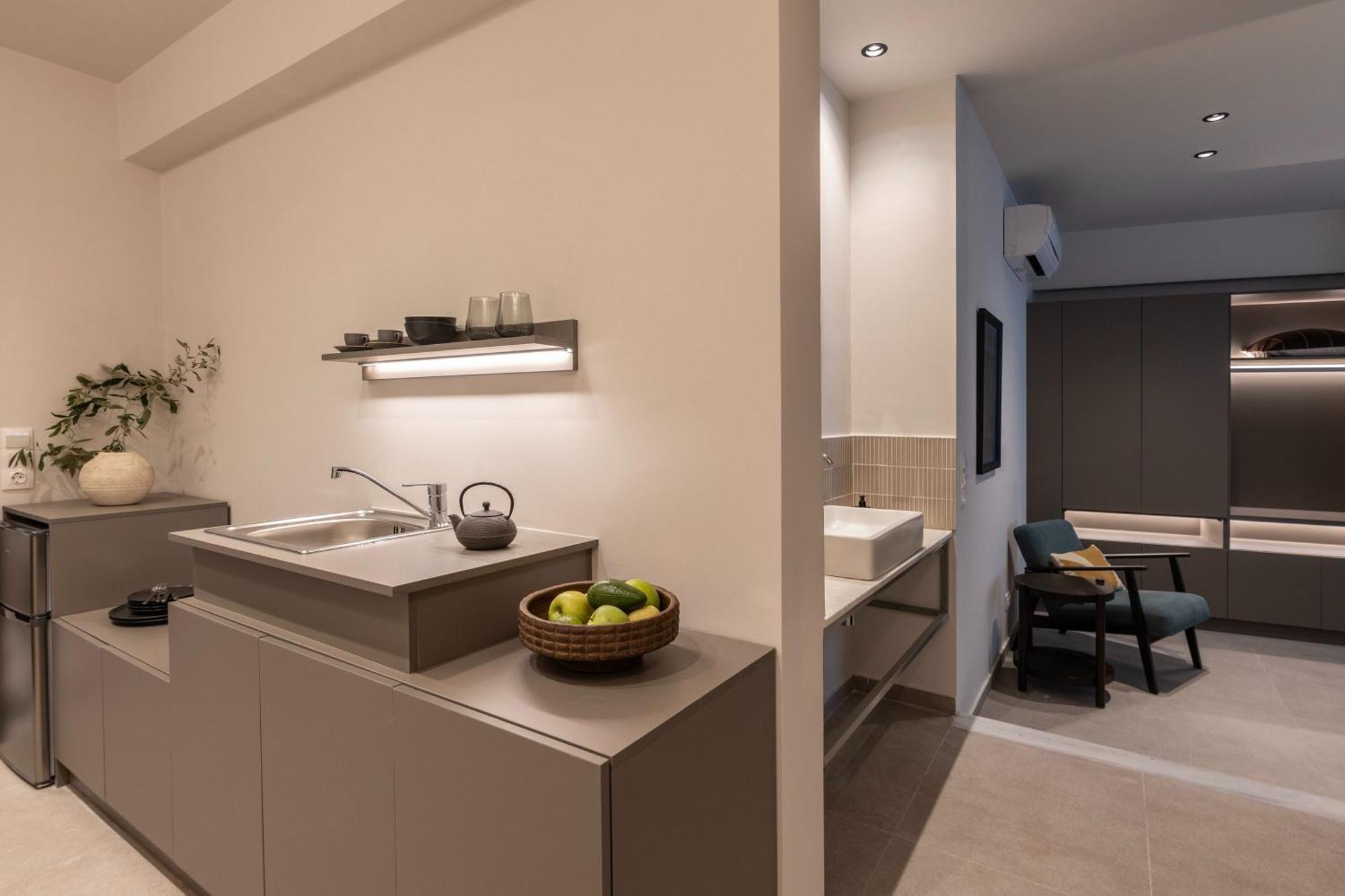 Celestial Athens Suites At Praxitelous Exterior photo