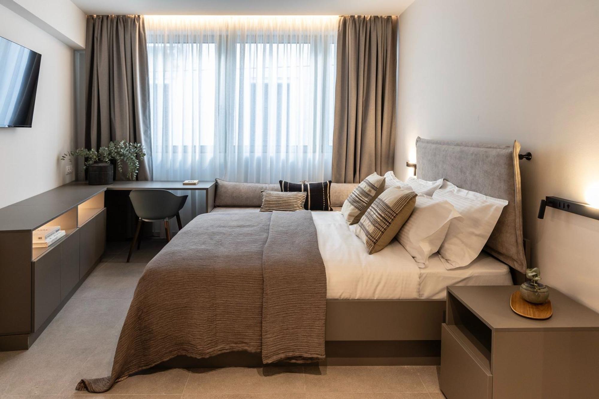 Celestial Athens Suites At Praxitelous Exterior photo