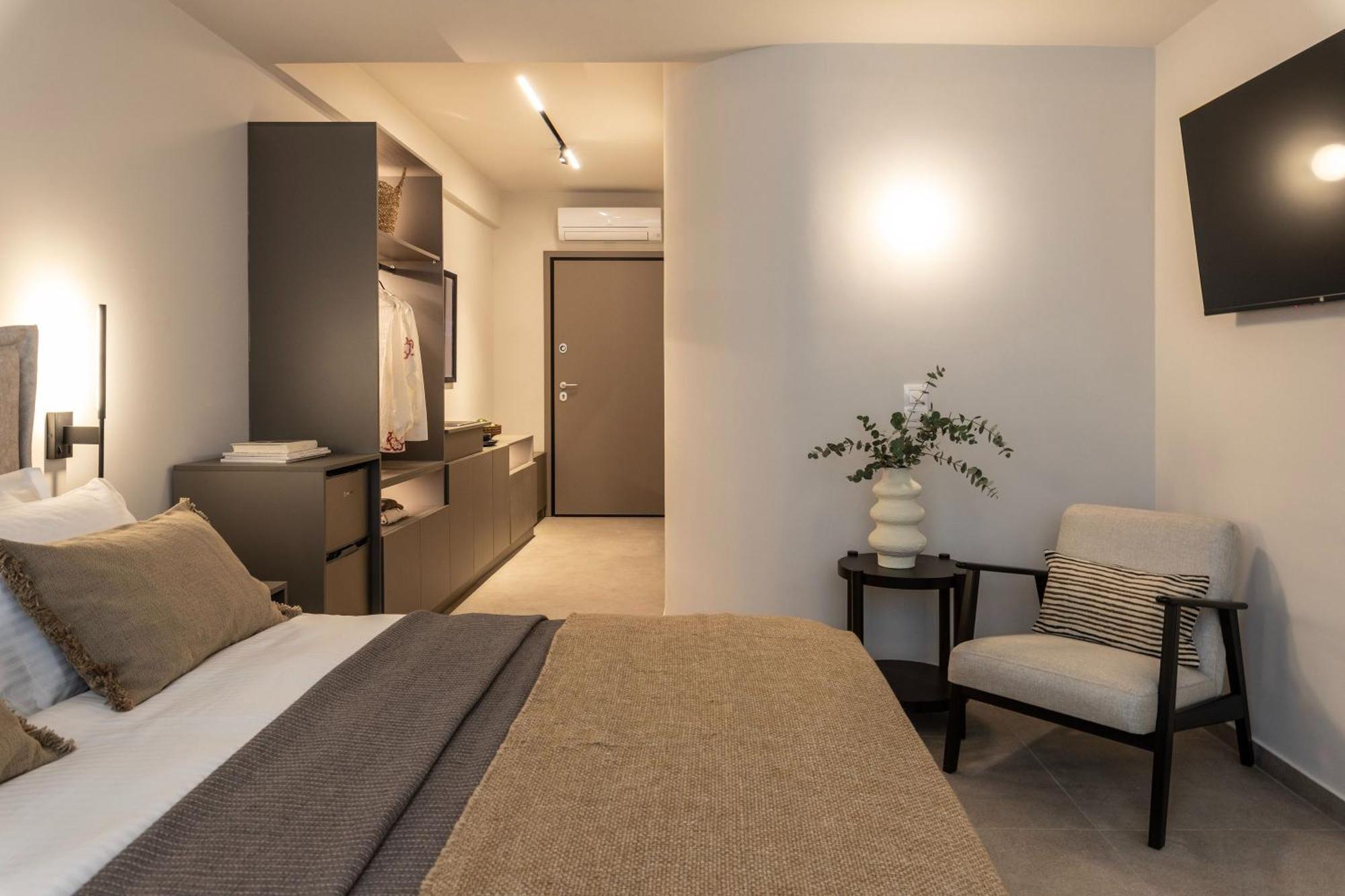 Celestial Athens Suites At Praxitelous Exterior photo