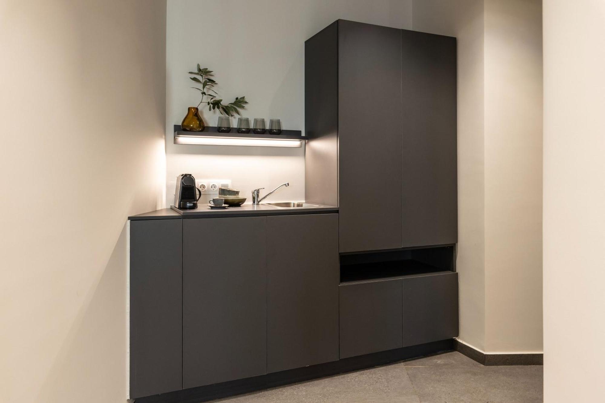 Celestial Athens Suites At Praxitelous Exterior photo