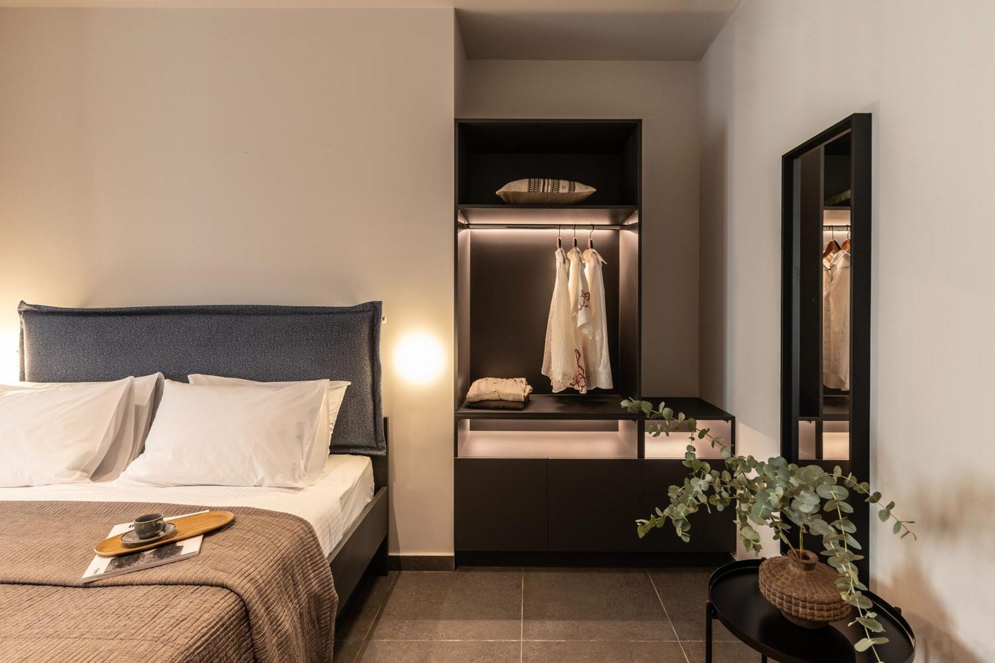 Celestial Athens Suites At Praxitelous Exterior photo