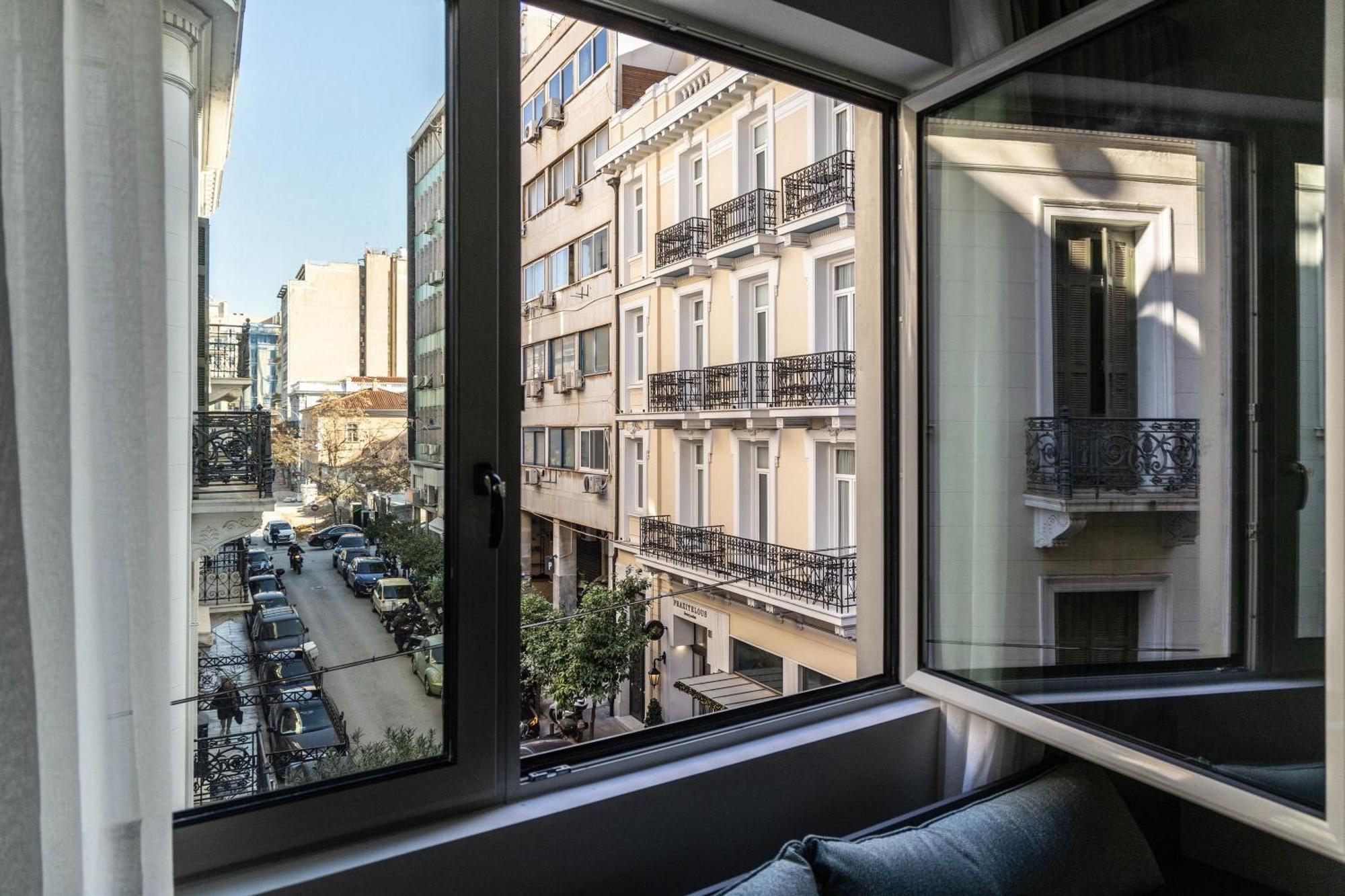Celestial Athens Suites At Praxitelous Exterior photo